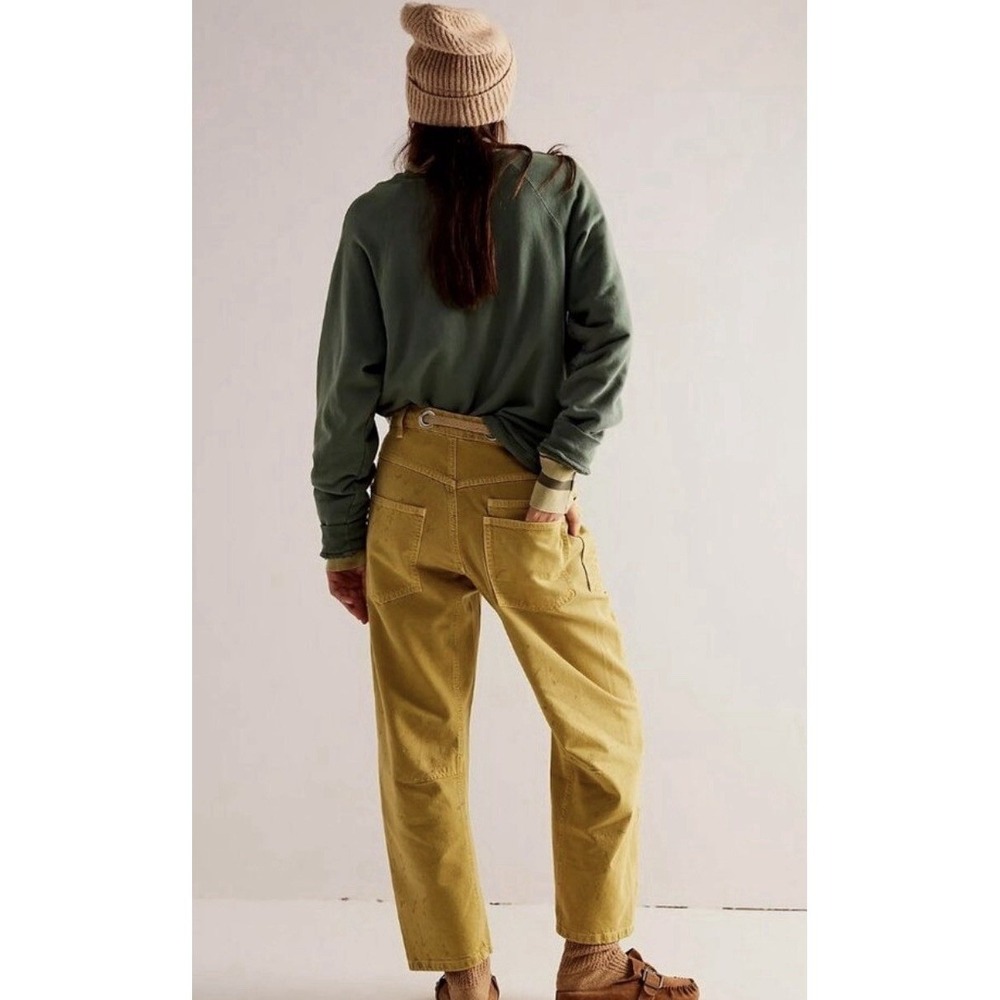 Free People RARE Yellow Distressed Citron Moxie Barrel Jeans size 29 Splattered - Picture 2 of 8